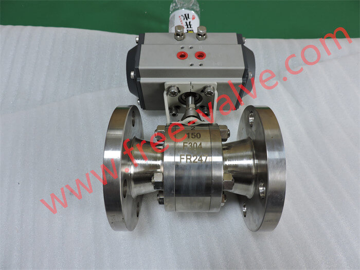 Flanged Segment V port Ceramic Lined Floating Ball Valve For Paper Pulp